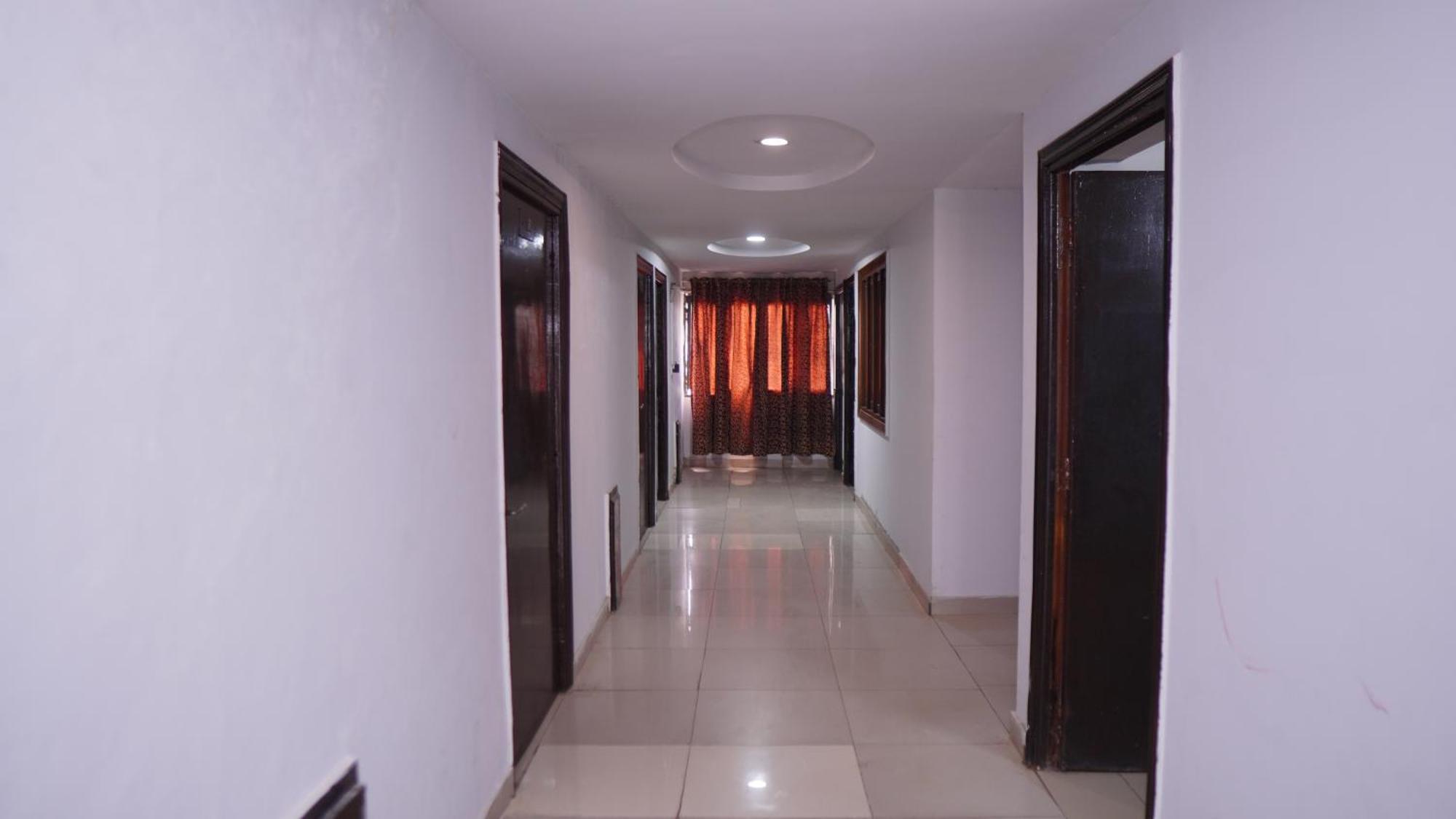 Hotel Silver Sand Multan Extérieur photo