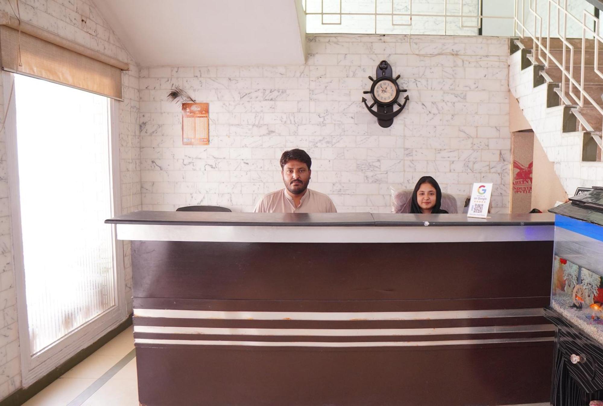 Hotel Silver Sand Multan Extérieur photo