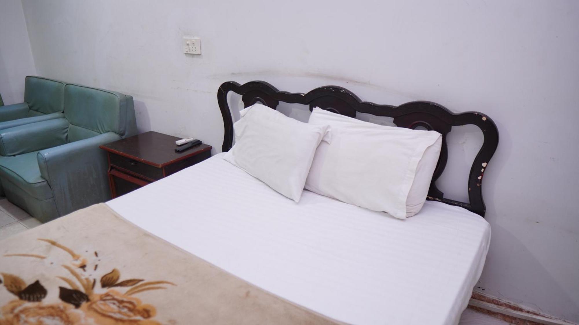 Hotel Silver Sand Multan Extérieur photo