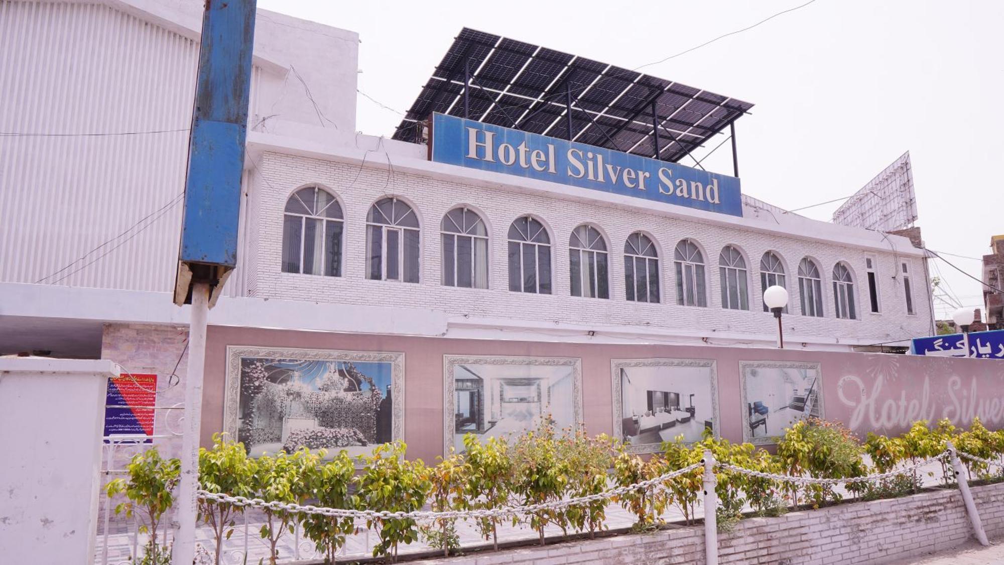Hotel Silver Sand Multan Extérieur photo